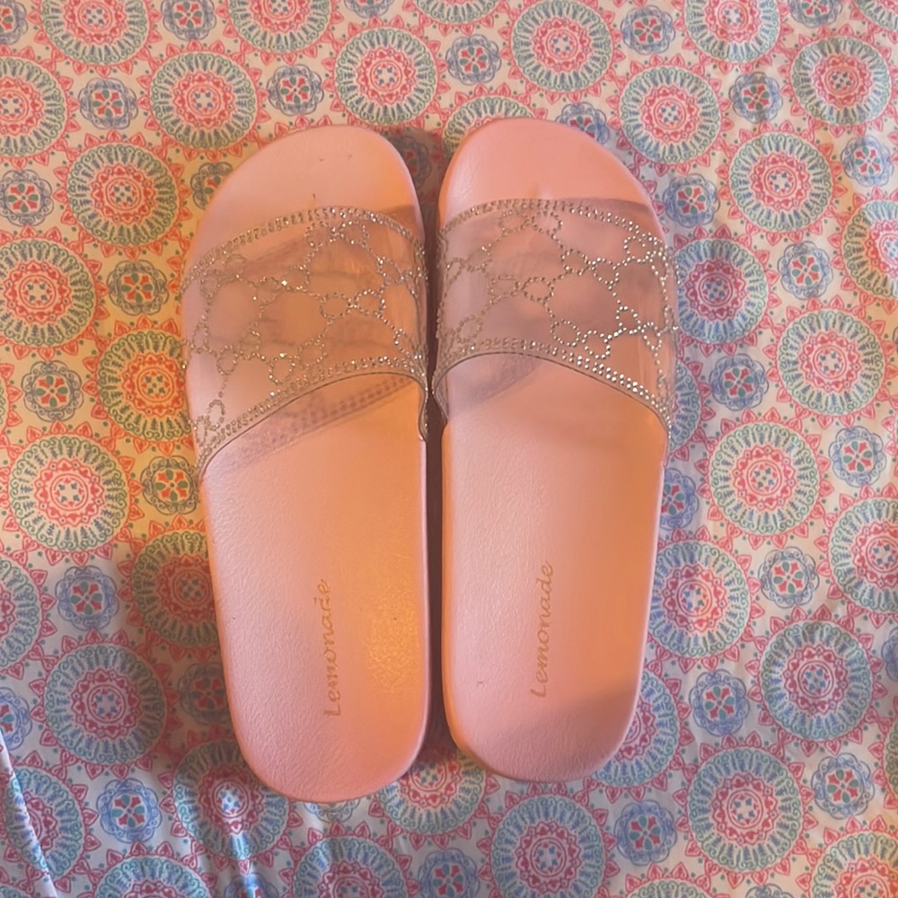 Baby pink diamond slides size 8 (women)